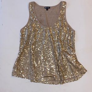never worn gold sequin flowy tank top 😍